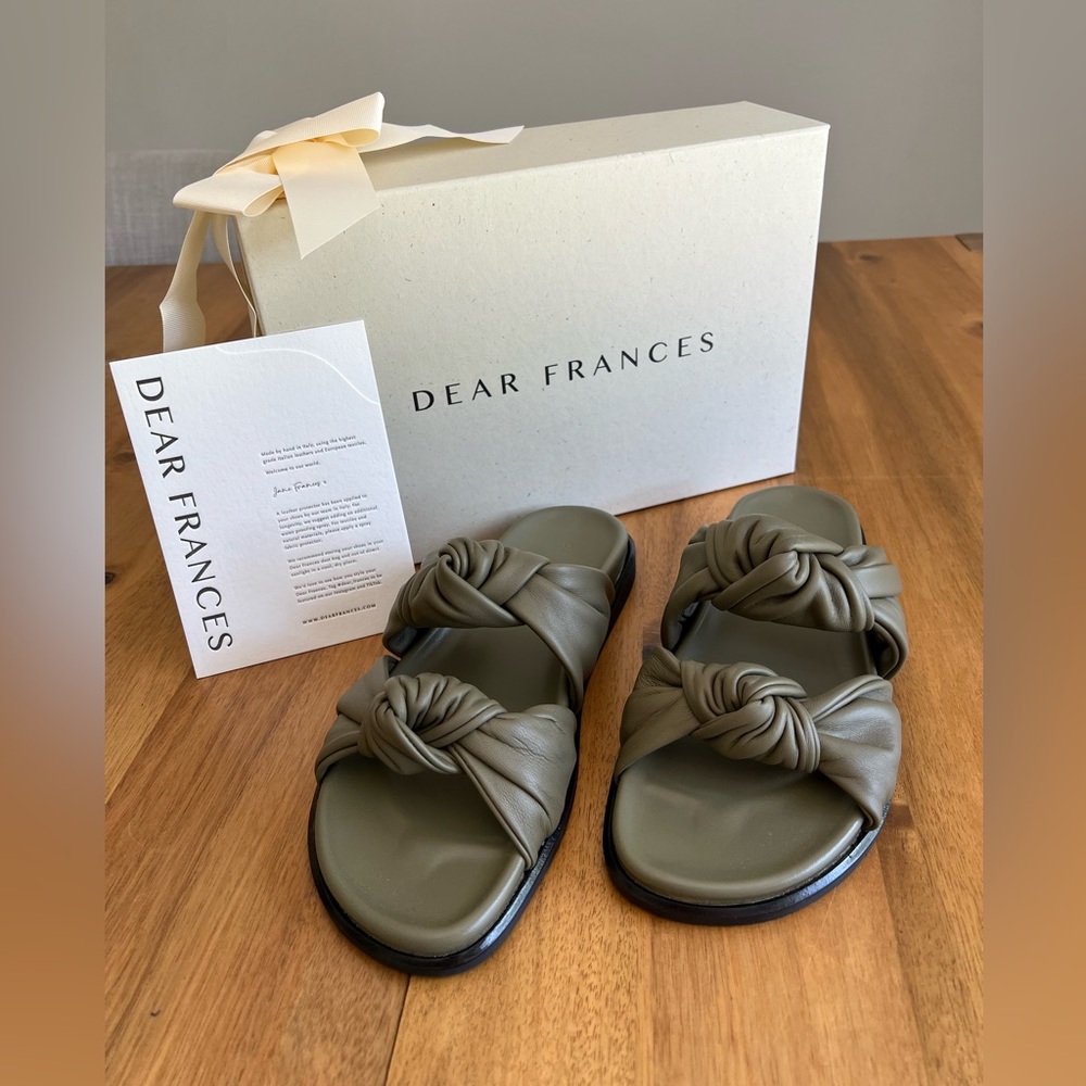 Brand New in box Dear Frances Tye Slide size 38, olive color